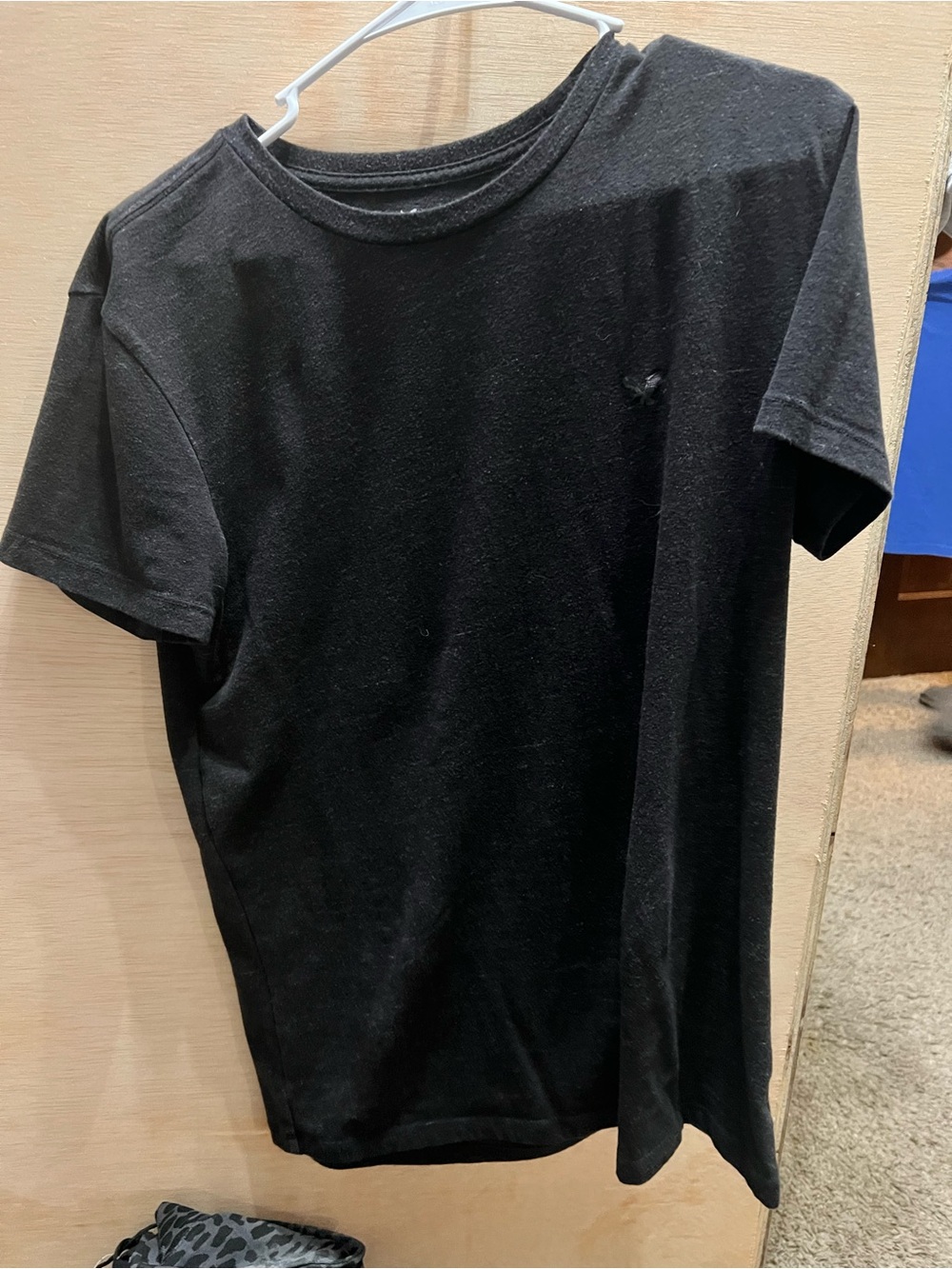 American Eagle Outfitters Black Short Sleeve Crew Tee